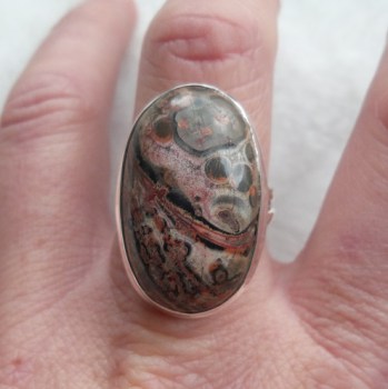 Zilveren ring gezet met Luipaard Jaspis maat 19.3 mm